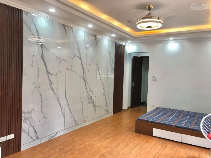 Chính Chủ Bán Nhanh Nhà Trung Tâm Ngã Tư Sở 42m2, 7 Tầng, 95 Tỷ ô Tô 7 Chỗ 6