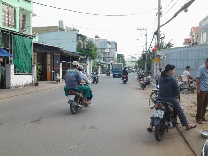 Chính Chủ Cần Bán 2 Căn Nhà đường Nguyễn Tư Nghiên Và đường Nguyễn Tuyển, Phường Bình Trưng Tây, Q2 7