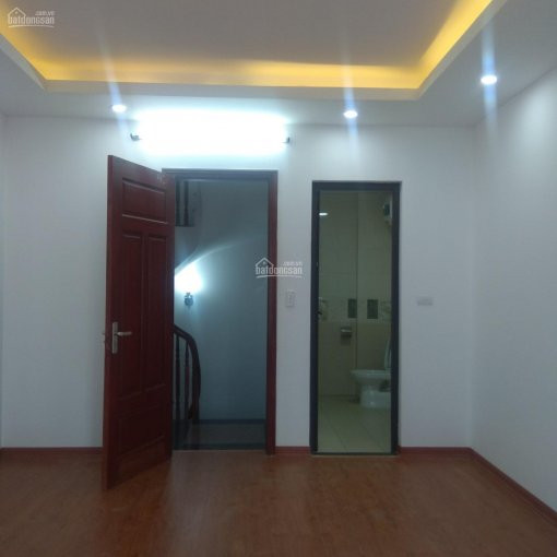 Chính Chủ Cần Bán Nhà Ngõ 209 Phố đội Cấn Dt 30m2, Xây 5t Mới 37 Tỷ 6