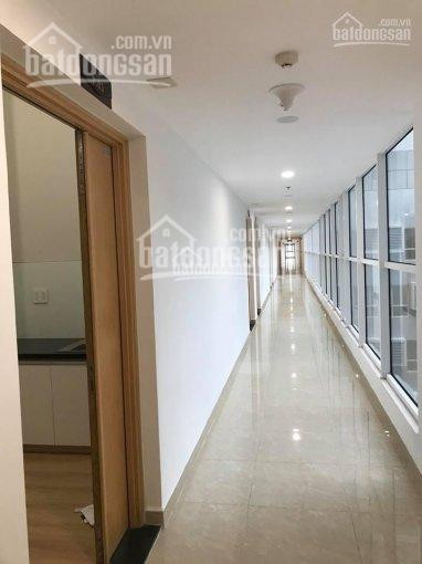 Chính Chủ Cho Thuê Nhanh Văn Phòng 40m2 Có Rèm, Máy Lạnh Chuyển Vào được Ngay View Thoáng, Lh 0908409382 Thương 3