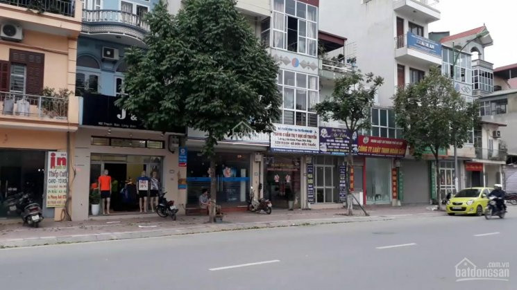 Dưới 3 Tỷ Có Nhà đẹp Phố Thạch Bàn,40m2 X 4t,gần Hồ, Gần Phố, Nội Thất đẹp,an Sinh đỉnh Lh 0987865 1