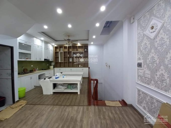 Gara 7 Chỗ - Vỉa Hè - ô Tô Tải Tránh  Tặng Toàn Bộ Nội Thất 2