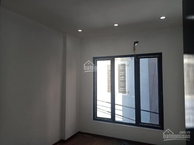 Nhà 3 Tầng đẹp, Giá Siêu Mềm, 345m2, đầy đủ Nội Thất, Khu Thượng Thanh Long Biên, Gần Trường Chợ 5