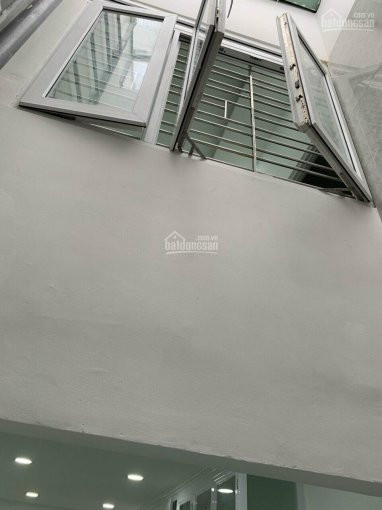 Nhà Rất Mới, Giá Rẻ, Phố Mễ Trì, Nam Từ Liêm, Hà Nội ô Tô đỗ Cửa 8