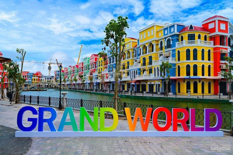 Nhanh Tay Không Còn Cơ Hội Sang Shop Grand World Phú Quốc Vị Trí Siêu đẹp Cho đầu Tư Lh: 0913776032 6