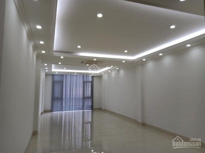 Sốc! Bán Nhà Mặt Phố Khương đình 6t Thang Máy Mới, 65m2, 135 Tỷ, Vỉa Hè 5m, Mặt Bờ Sông 8