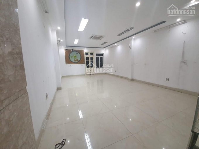 Vp Mặt Phố Trần Kim Xuyến, Cầu Giấy Cho Thuê Văn Phòng 15m2,55m2,80m2,120m2 đường Lớn ô Tô đỗ Cửa 1