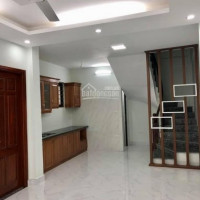 Chính Chủ Bán Nhanh Nhà Mặt Ngõ ô Tô Tải Phố Lạc Long Quân, 34m2, 4 Tầng Giá 47 Tỷ, Ngõ Thông, Kinh Doanh