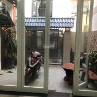 Chính Chủ Cần  Bán Gấp Nhà 86/40/2 Thích Quảng đức, P 5, Q Phú Nhuận đt: 4 X 16m Gồm 1 Trệt, 1 Lầu, 1 Lửng