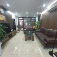 Nhà Mặt Phố Nghi Tàm, View Hồ Tây, 80m2 X 6 Tầng, Mặt Tiền 5m, Kinh Doanh Hiệu Suất Rất Cao