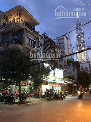 Biệt Thự đang Ngộp Ngân Hàng 10 Tỷ đường Phan Văn Trị, Dt 8x18m Giá: 22 Tỷ Lh Kim Hương 0855400684 1