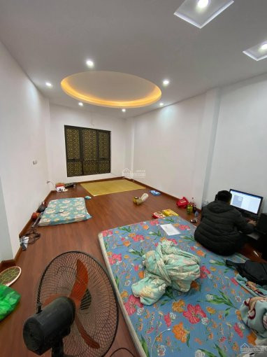 Cách Phó 10m - Nhà đẹp - Cong Nang đày đủ 1