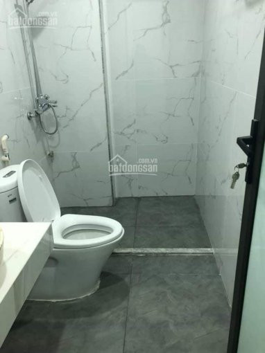 Chỉ 3,3 Tỷ Nhà Võ Chí Công, Tây Hồ 56m2, 5t, 2 Thoáng, Gần Phố 3