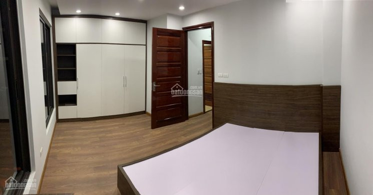 Chính Chủ Bán Nhanh Nhà đường Láng, ô Tô đỗ Cách Nhà 10m, Cách đường Láng 50m  Dt 40m, Mặt Tiền 5m, 5 Tầng Mới Tin 6