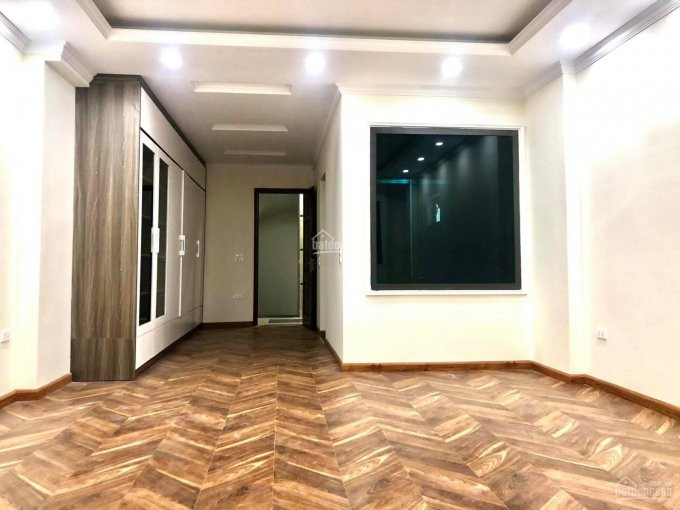 Chính Chủ Bán Nhanh Nhà Hoàng Quốc Việt, 60m2, 6 Tầng, Thang Máy, ô Tô Vào Nhà, Phân Lô Vip, Giá Nhỉnh 12 Tỷ 1