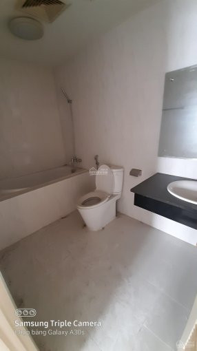 Chính Chủ Cho Thuê Nhanh Căn Hộ Penthouse 255 M2, Mipec Tower Quận đống đa, Hà Nội, Giá 22 Triệu 8