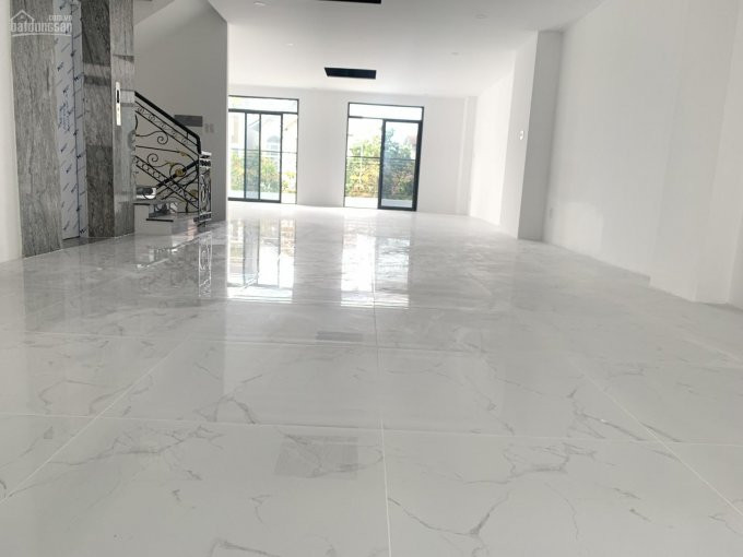 Chính Chủ Cho Thuê Nhanh Tòa Văn Phòng 550m2 Mới 100% Trần Não - P Bình An, Quận 2 Chỉ 68 Triệu 7