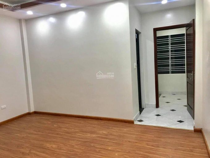 Cực Hiếm, Cực Rẻ, 41m2, 5 Tầng, Phố Vĩnh Hưng Quận Hoàng Mai, 2,9 Tỷ 1