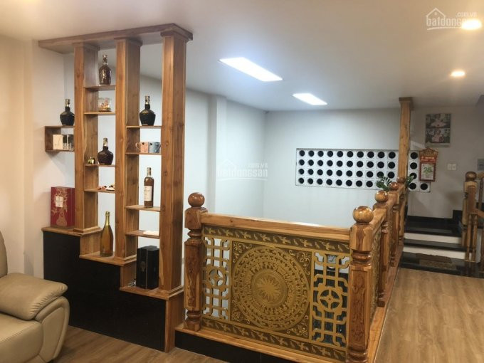Nhà đẹp 3 Mặt Tiền Sang Trọng Cần Gã Trước Tết Diện Tích:60,7m2 5