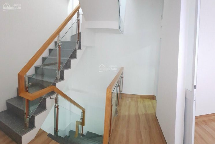 Nhà Hxh Ngay Chợ Phường 18 Nguyễn Sơn, Tân Phú, 3tỷ6 Tl, 2 Lầu đúc Mới, 28m2 3