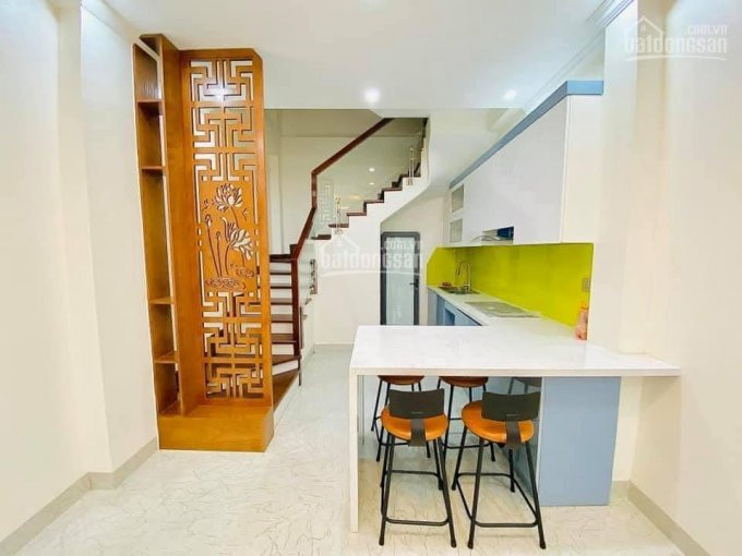 Nhà Mới đón Tết, Cầu Giấy 40m 5 Tầng, ô Tô đỗ Cửa, Nhà Mới ở Luôn Giá 3,9tỷ 2