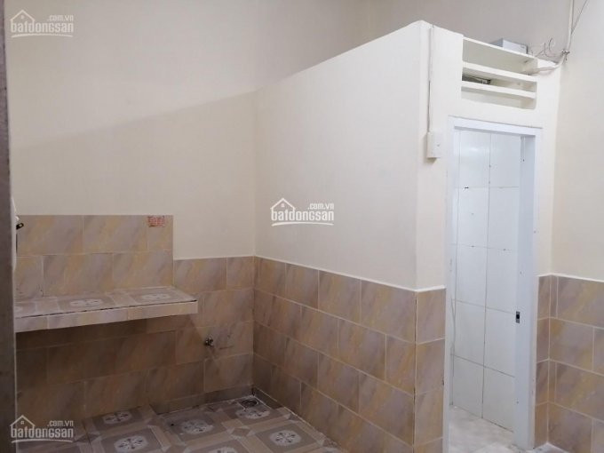 Phòng Mới Tân Trang Sạch Sẽ, Thoáng Mát, đường Dương Quảng Hàm, Gò Vấp, 28m2, Giá 2,7 Triệu/th 2