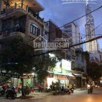 Biệt Thự đang Ngộp Ngân Hàng 10 Tỷ đường Phan Văn Trị, Dt 8x18m Giá: 22 Tỷ Lh Kim Hương 0855400684