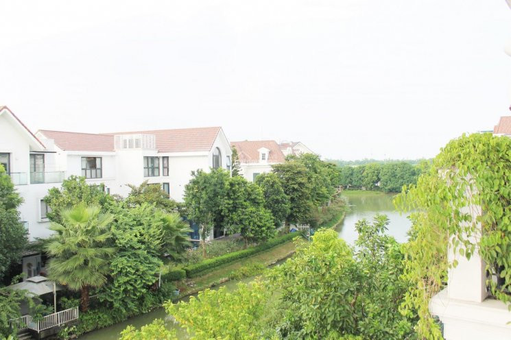 Chính Chủ Cho Thuê Biệt Thự đơn Lập Có Hầm, đủ đồ đẹp Tại Vinhomes Riverside, Liên Hệ: 0906288866 8