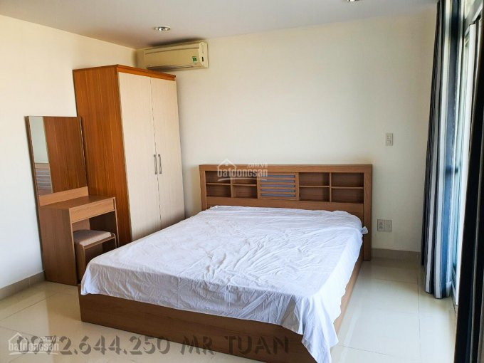 Chính Chủ Cho Thuê Nhanh Penhouse Cảnh Viên - 194m2 - 3 Wc - 3pn -full Nội Thất - 1400$ Bao Phílh : 0972644250 2