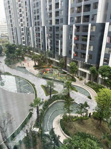 Gia đình Tôi Chuyển Lên Vinhomes Riverside , Bán Gấp Căn 2pn Giá Rẻ Imperia Sky Garden 3