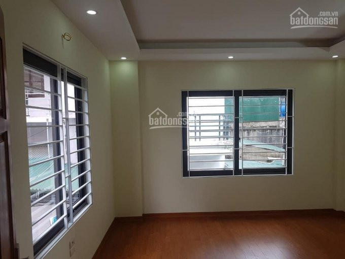 Hot Bán Nhà Thượng Thanh 5 Tầng - 2,6 Tỷ, Cách Phố Ngô Gia Tự 200m 2