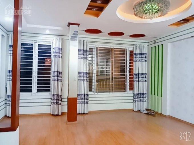 Nhà đường Láng 62mx5t,mt 5,7m, Gara Oto, Kinh Doanh, Vào ở Ngay 88 Tỷ 5