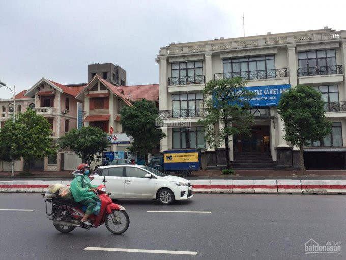 Sổ đỏ Chính Chủ, Bán Gấp Nhà 40m Phố Tư đình, Nhà 4 Tầng Nở Hậu, đường 6m ô Tô Tránh, Giá 3,9 Tỷ 2