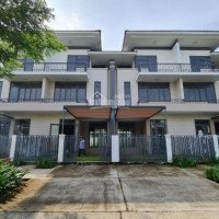 Cho Thuê Shop House 1 Trệt 2 Lầu Lavila đường Nguyễn Hữu Thọ - Dt: 108m2 - Nhà đã Hoàn Thiện