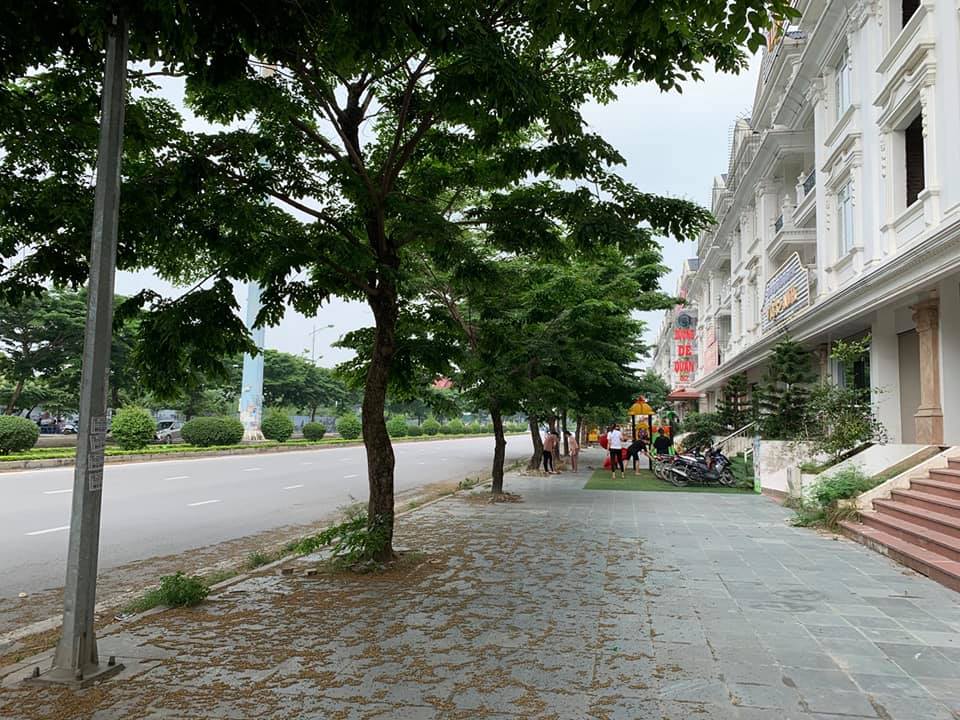 Bán Shophouse 128m2, 5 tầng, MT 8m Khu ĐT Thành Phố Giao Lưu - Giá 26 Tỷ Thương Lượng 6