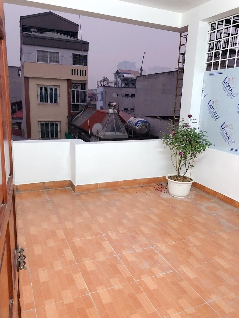 Cần bán nhà riêng  đường Cầu Giấy, Phường Quan Hoa, Diện tích 38m², 5 tầng, giá nhỉnh 5 Tỷ 3