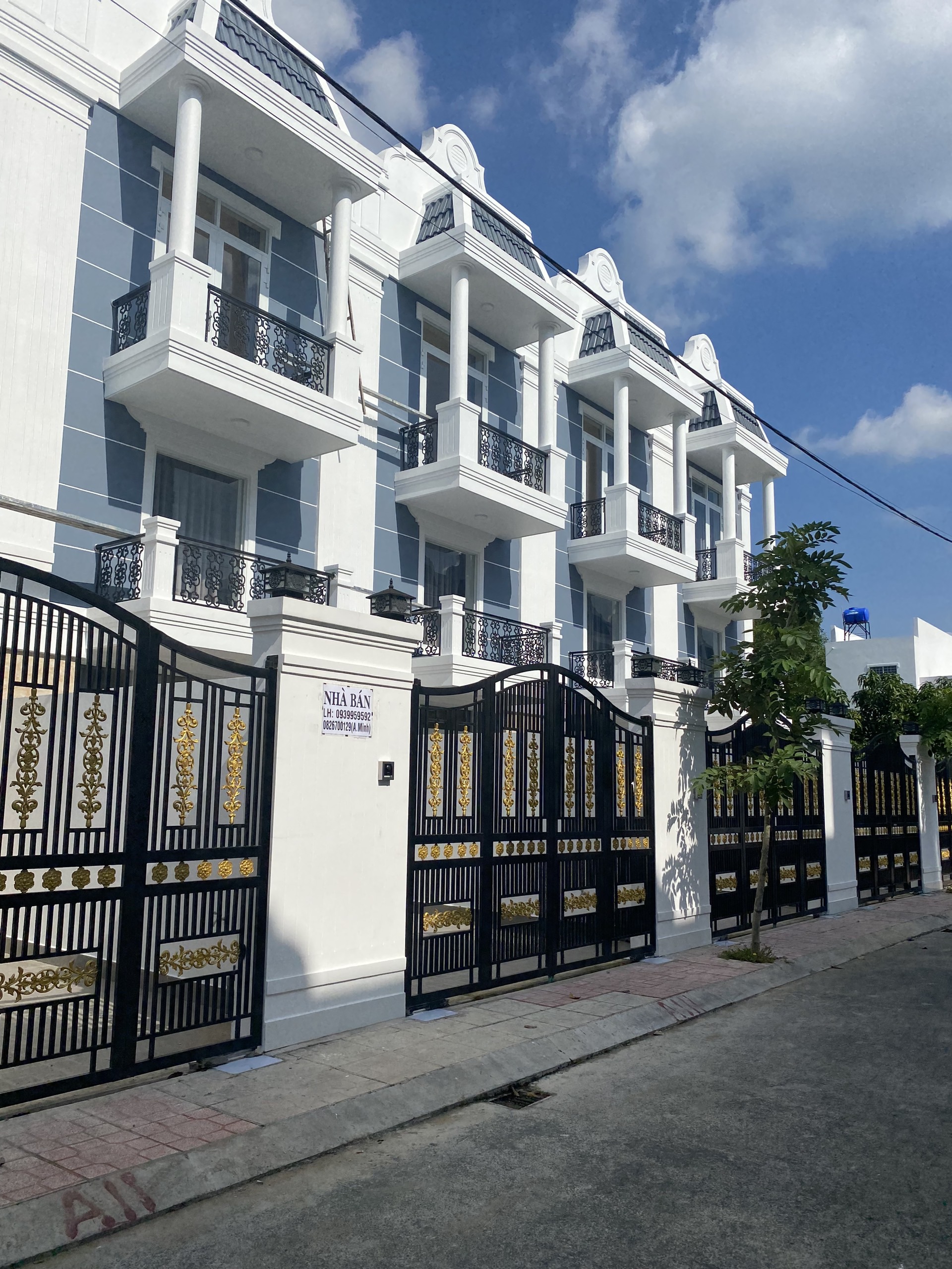 Cần bán Nhà mặt tiền lộ sân bia, Phường Phú Tân, Diện tích 93m², Giá 2 Tỷ - LH: 0368001787 4