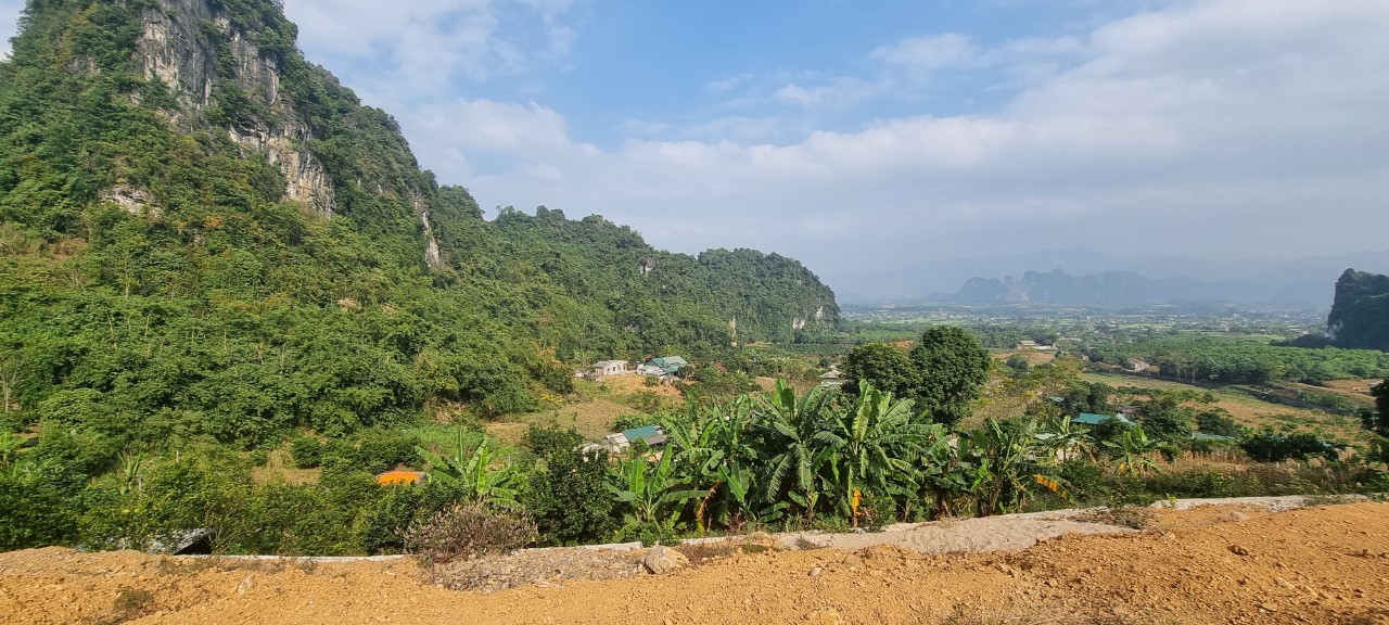 Cần bán Đất vie núi thoáng, Xã Tây Phong, Diện tích 10000m², Giá 2700 Triệu - LH: 0705485999 4
