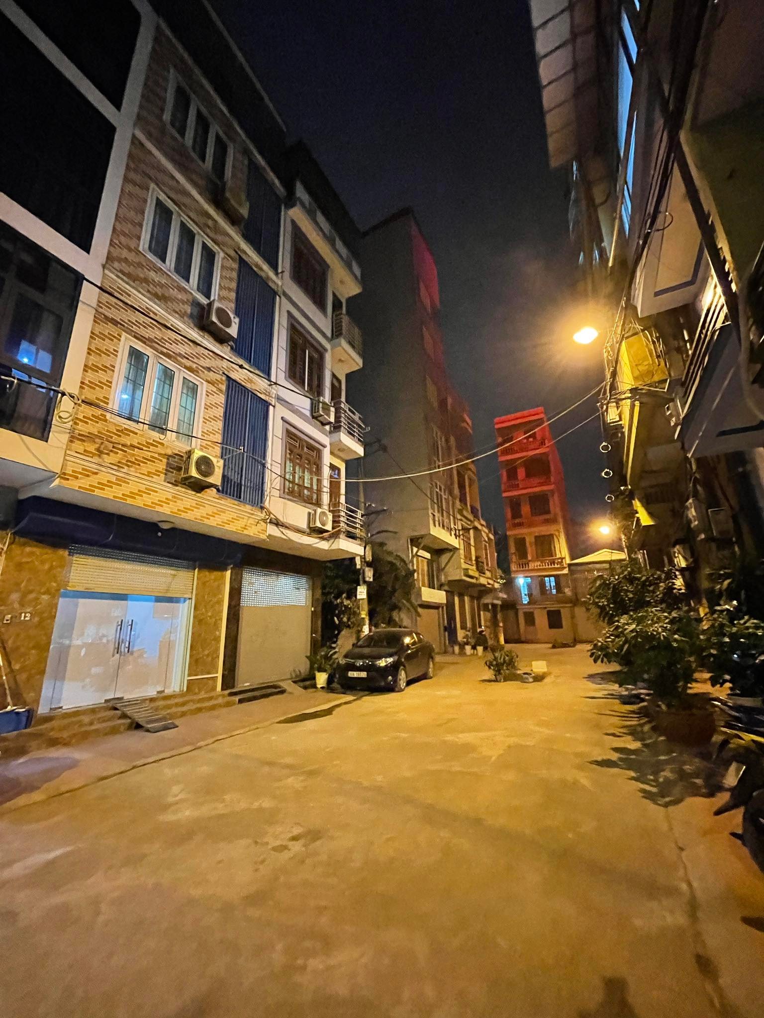 Bán nhà 5 tầng ngõ 1 phố Bùi Huy Bích, Hoàng Mai ô tô tránh 6