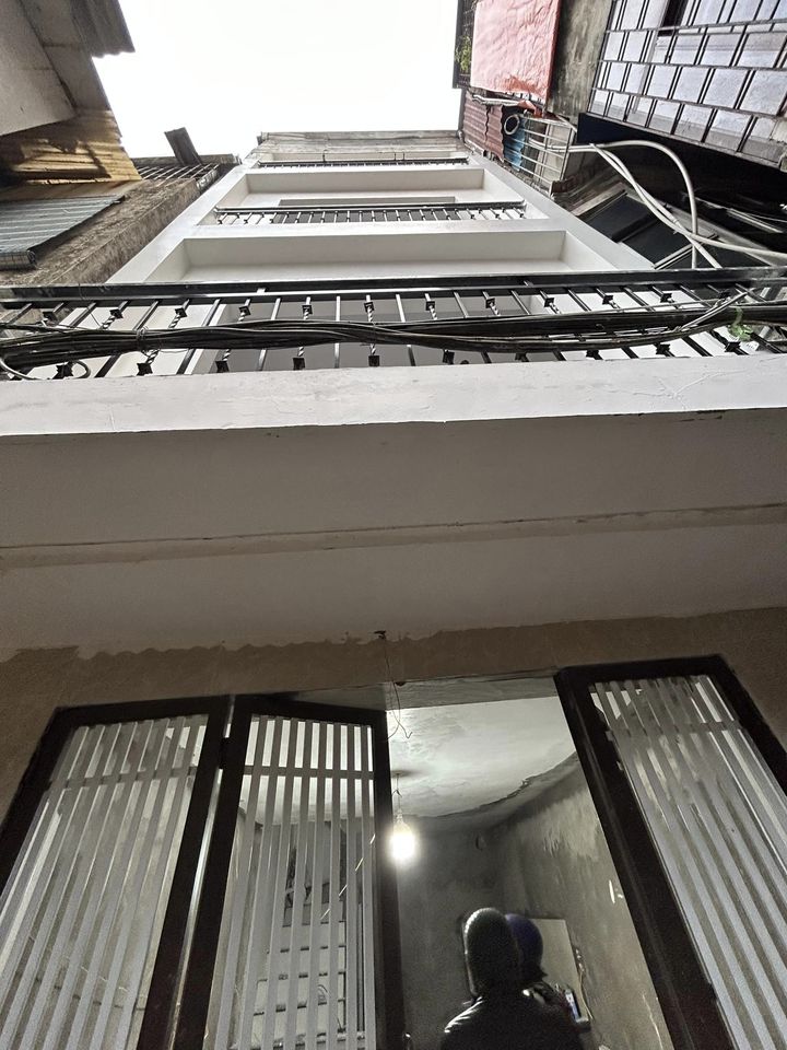 Bán nhà phố Bạch Mai, Hai Bà Trưng, gần ô tô, 4 tầng 27 m2 giá 2.9 tỷ