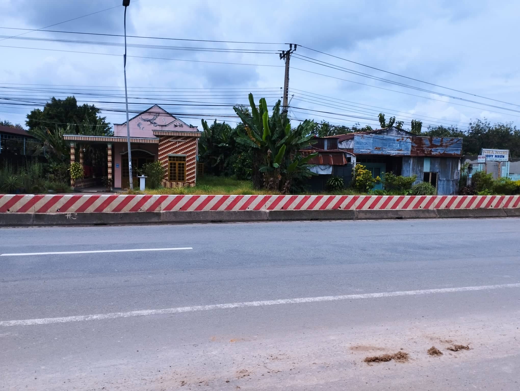 Đất mặt tiền DT 741 (QL 14 cũ) An Bình, Phú Giáo gần trường học, ủy ban, dân cư đông đúc 2