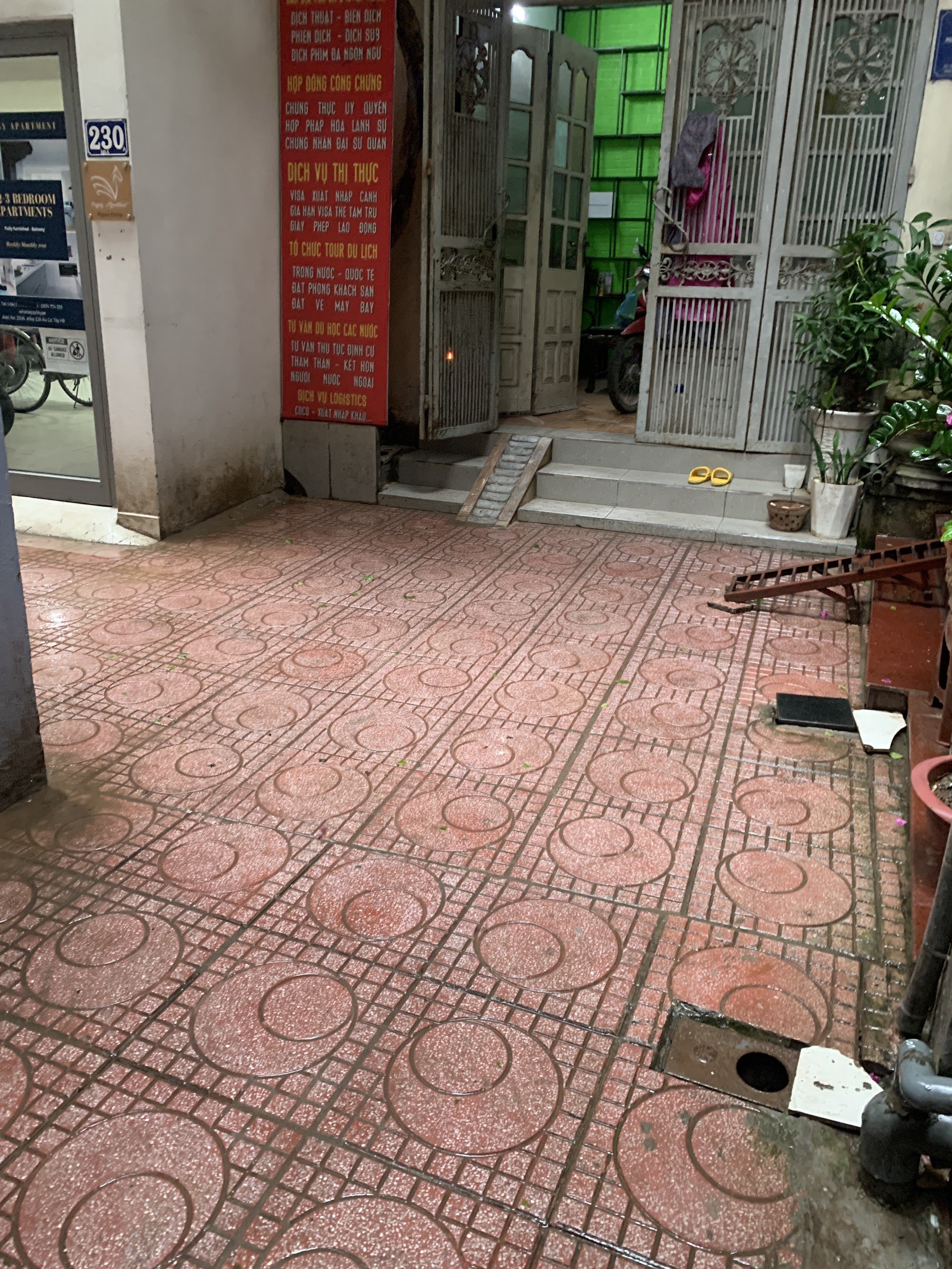 Cần bán Văn phòng đường Âu Cơ, Phường Quảng An, Diện tích 60m², Giá 6.8 Tỷ 3
