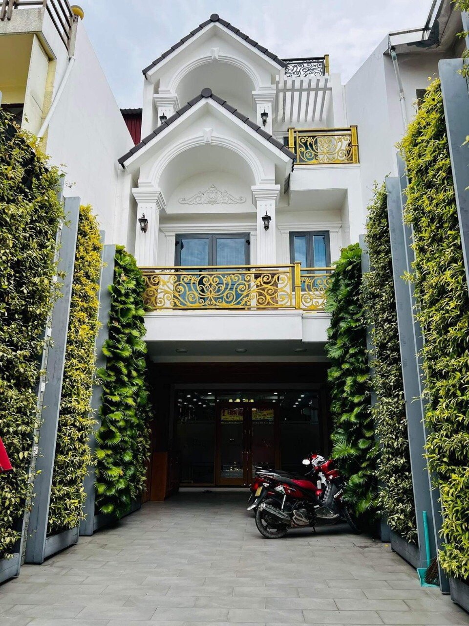 Cần bán Nhà mặt tiền đường Kha Vạn Cân, Phường Linh Trung, Diện tích 200m², Giá 26.8 Tỷ