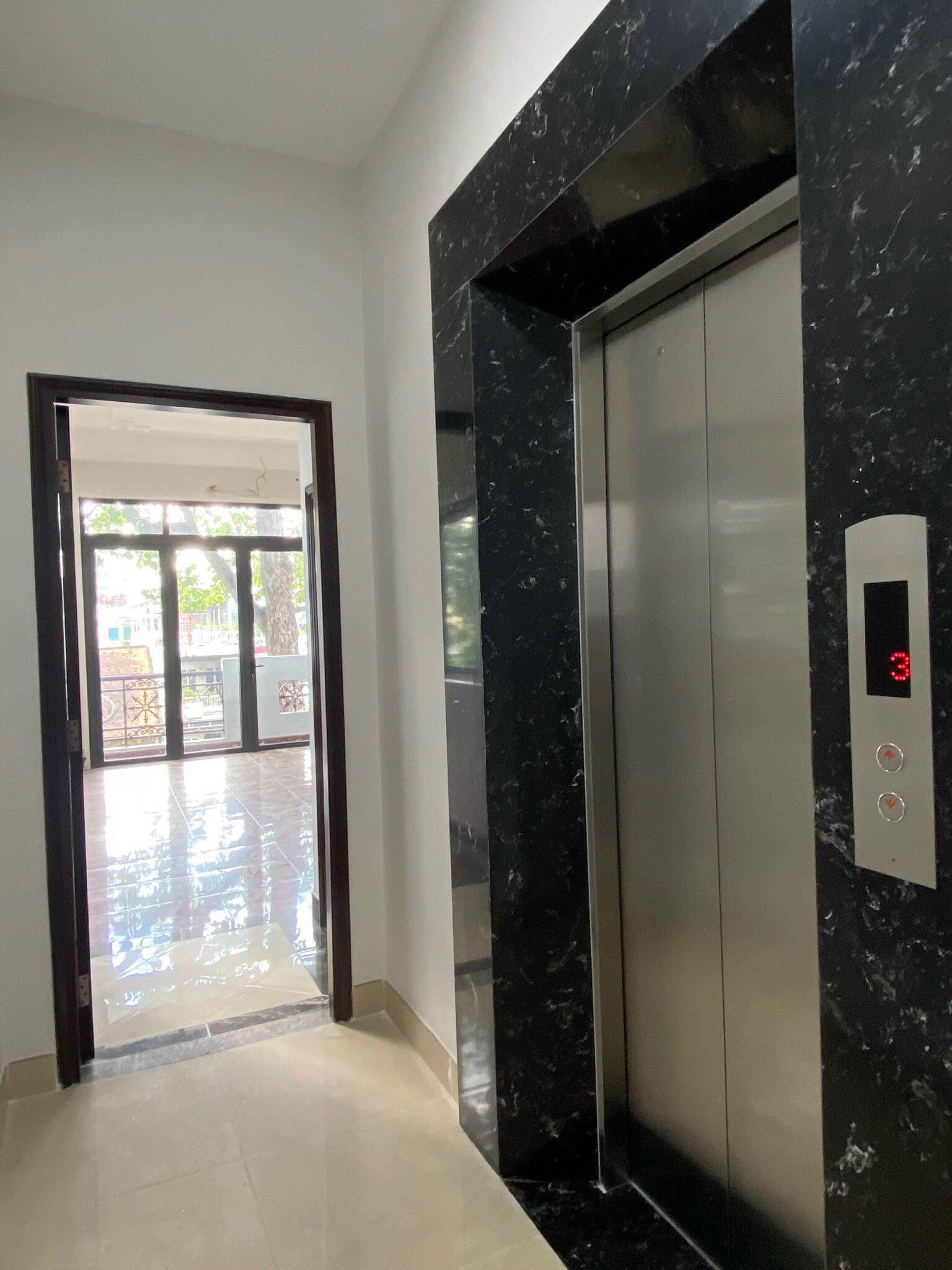 Bán nhà mặt tiền Hồng Bàng-9PN-thang máy+nội thất đẹp-cạnh bv+Hùng Vương Plaza-kinh doanh VIP 2