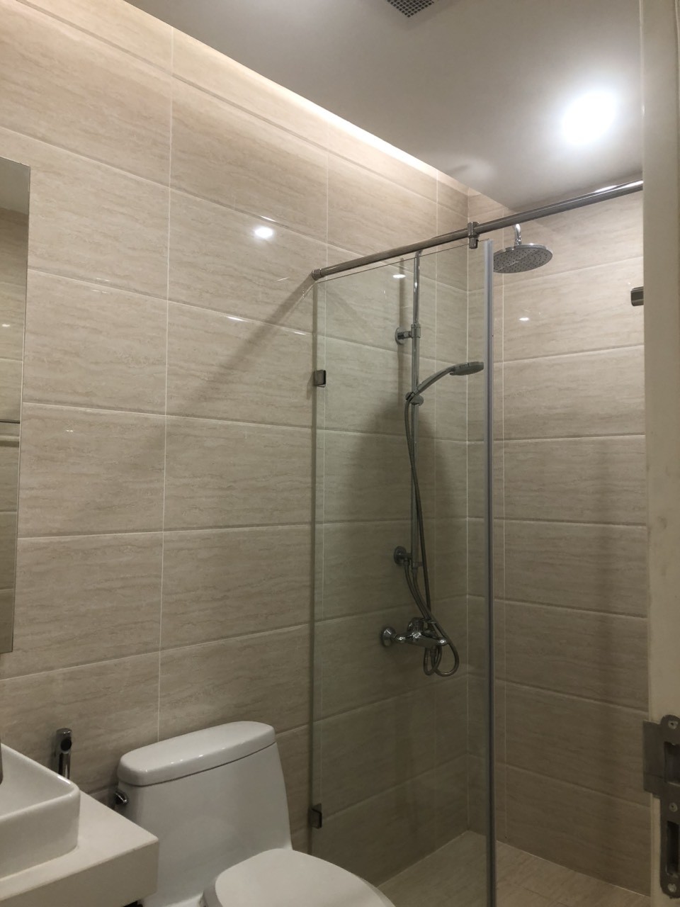 Cần cho thuê căn 75m2, 2PN+2WC, full đồ chỉ 17tr/tháng tại Imperia. 3