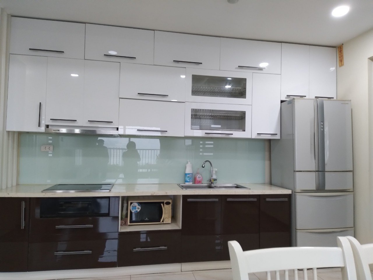 Cần bán nhanh căn hộ tầng trung 75m2, 2PN, view đẹp, full đồ rẻ nhất tại Eco. 3