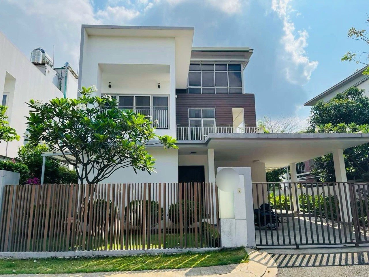 Cần bán Biệt thự Phường Phú Hữu, Quận 9, Diện tích 510m², Giá 52 Tỷ
