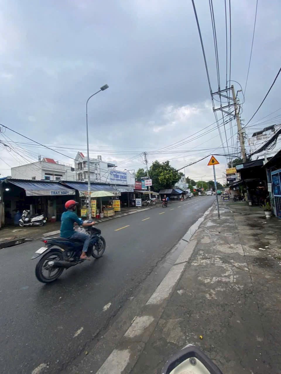 Bán Nhà (4x45m) Mặt Tiền Bùi Văn Ngữ (HL80B), P. Hiệp Thành, Quận 12 2