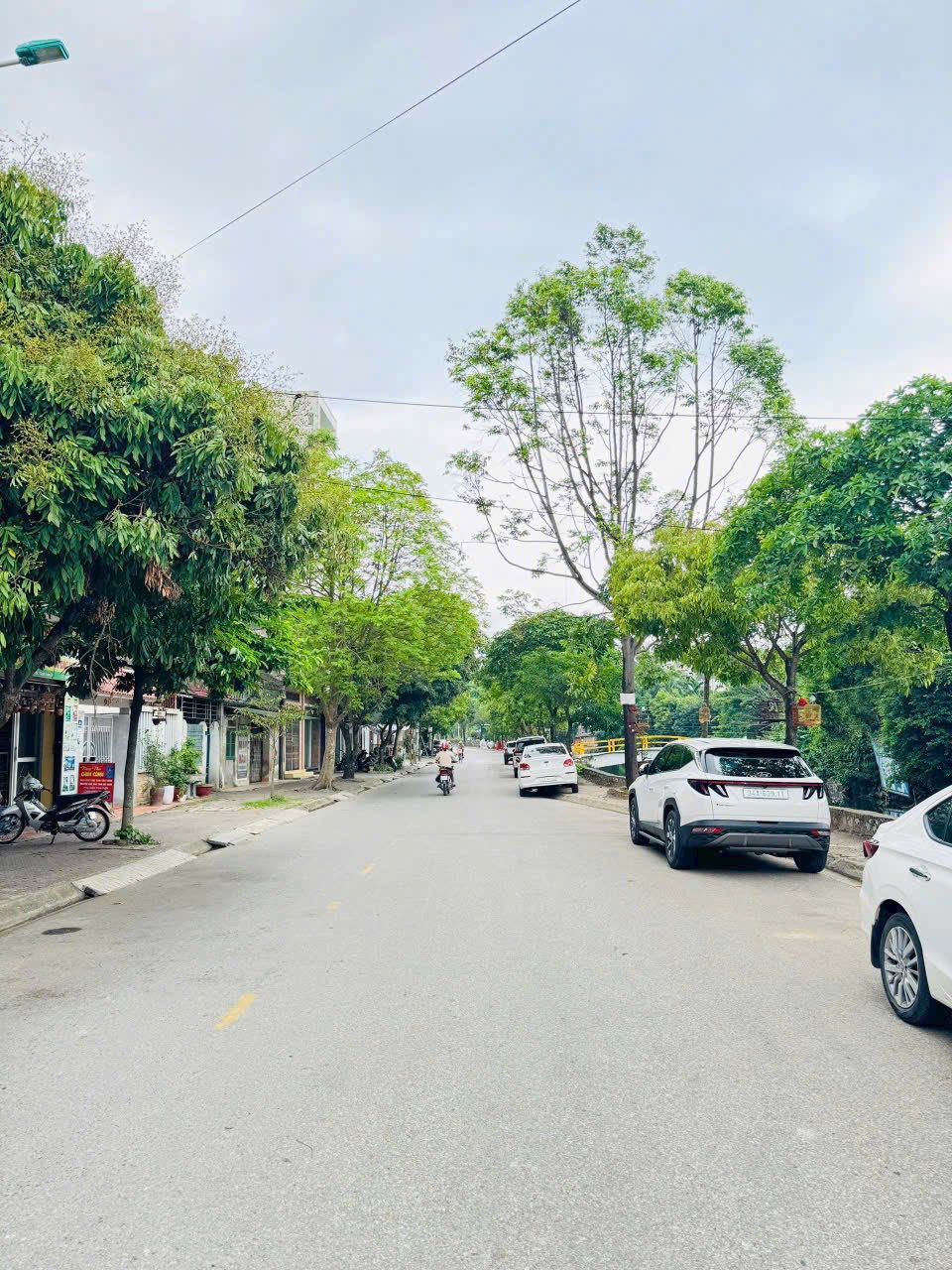 Bán lô đất mặt phố Nguyễn Thiện Thuật, phường Trần Hưng Đạo, TP HD, 141.5m2, mt 6.6m