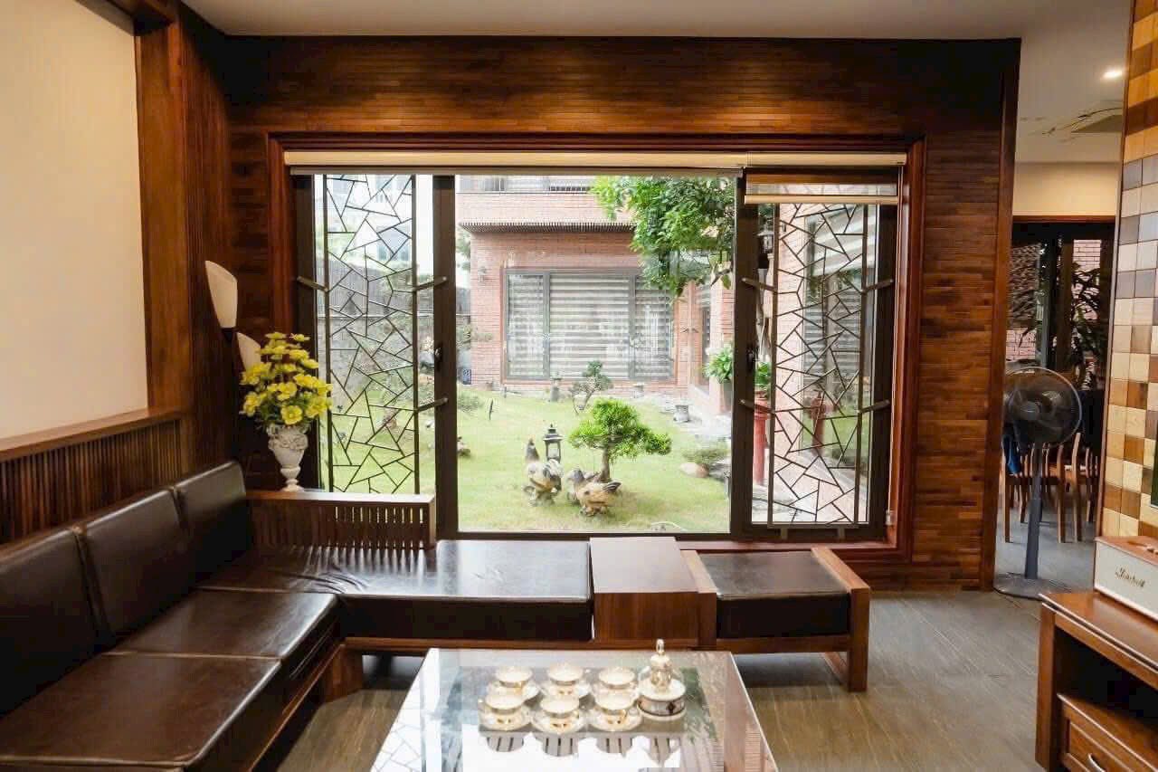 Cho thuê căn biệt thự khu Tây Nam Cường, TP HD, 202.5m2, 3.5 tầng, lô góc, đầy đủ đồ, giá tốt 6